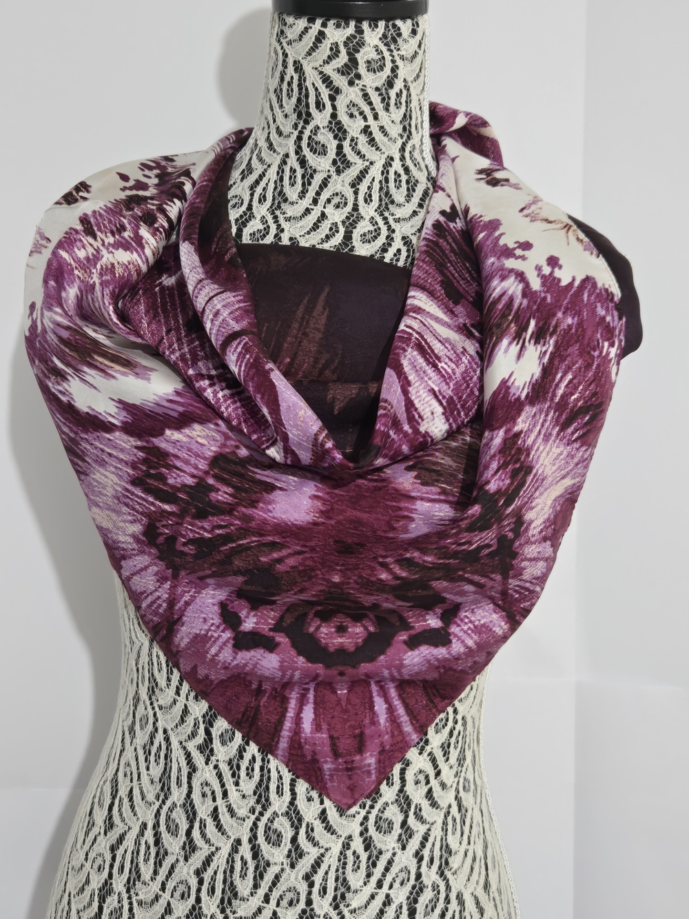 Vince Camuto Purple Patterned Square Scarf